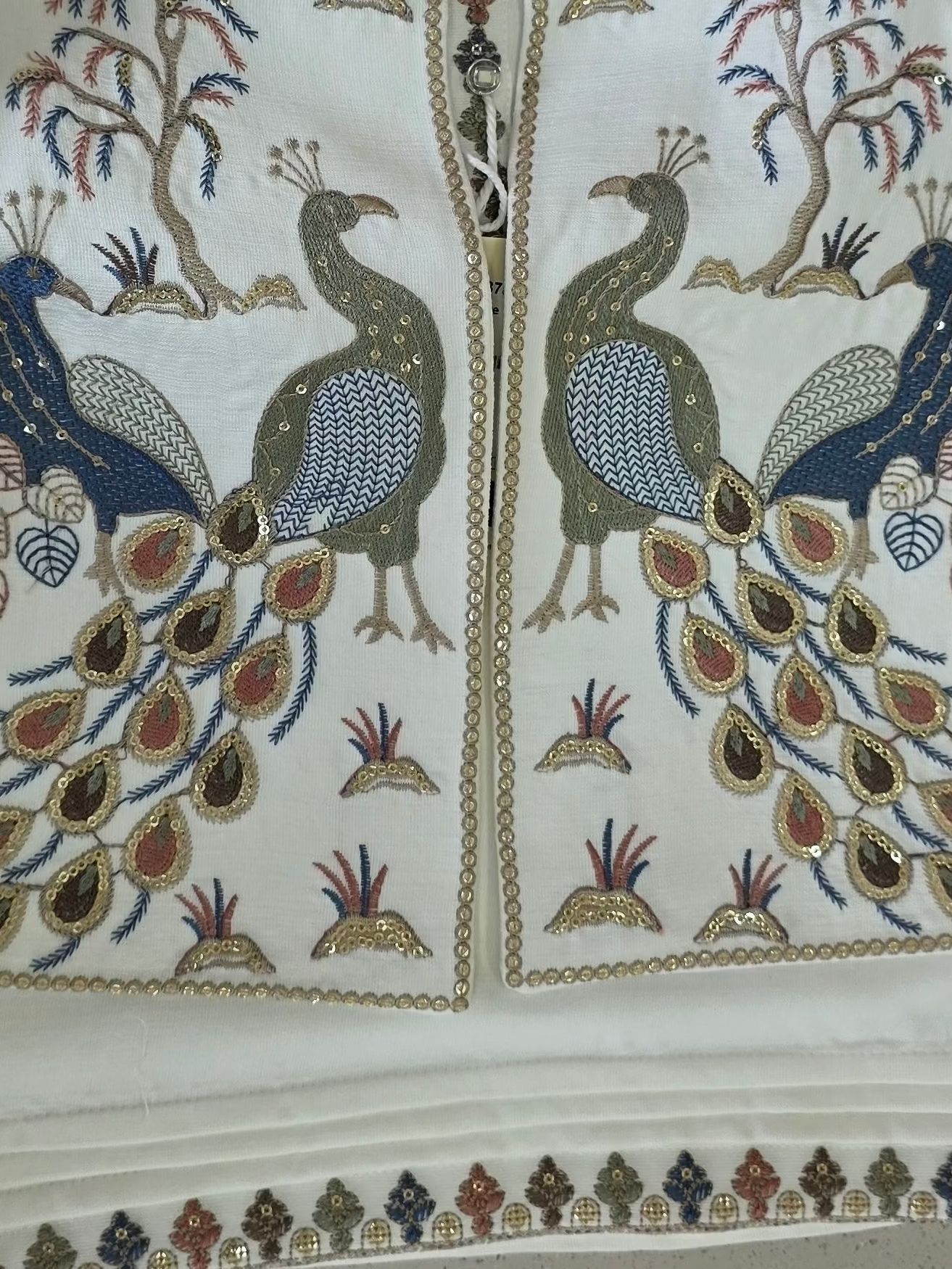 Royal White Peacock Embroidered Kurta Set